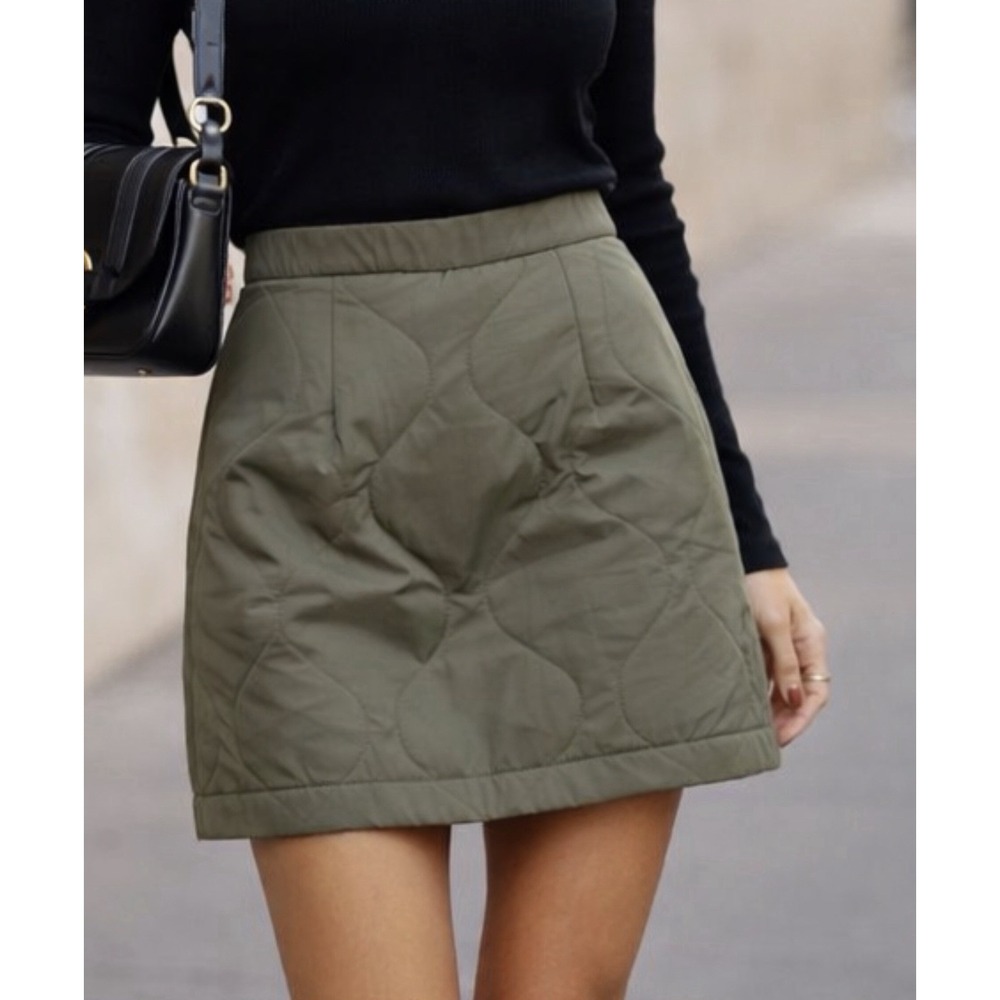 NEW CIDER Quilted Mini Skirt Sz M Preppy Puffy Sage Green Hipster College Career